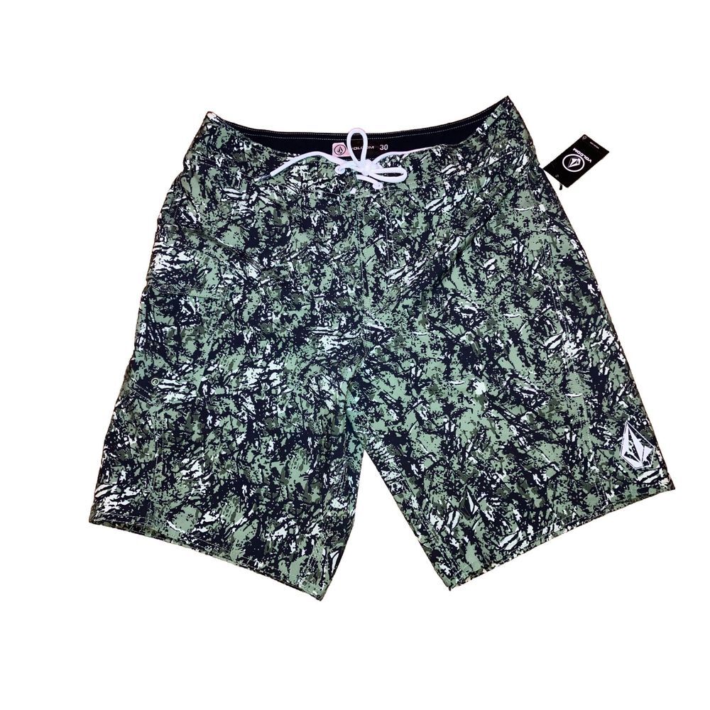 Volcom Mens size 30 Maniac 20 Inch Board Shorts green black pattern new swimwear